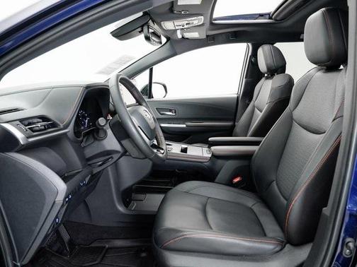 2022 Toyota Sienna XSE 7 Passenger