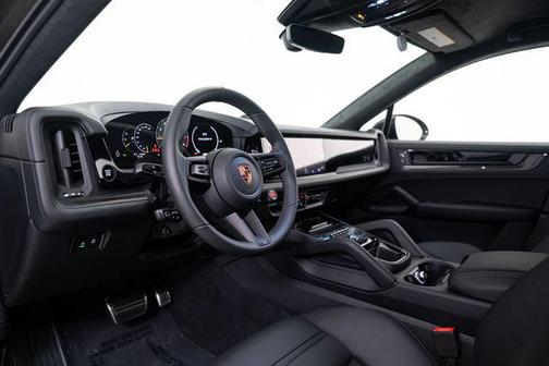 Paint to Sample 2026 Porsche Cayenne Turbo GT