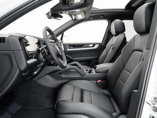 2025 Porsche Cayenne