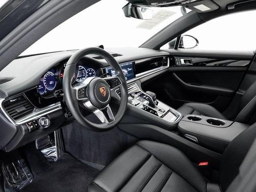 2018 Porsche Panamera 4S