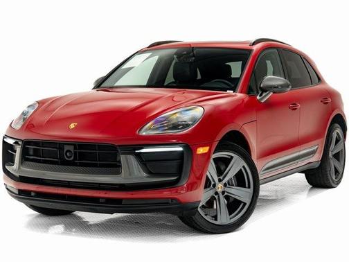 2023 Porsche Macan T