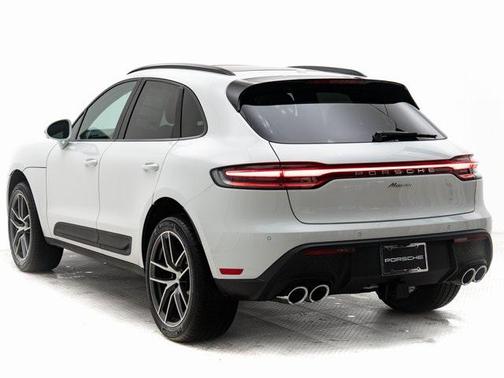 2026 Porsche Macan 