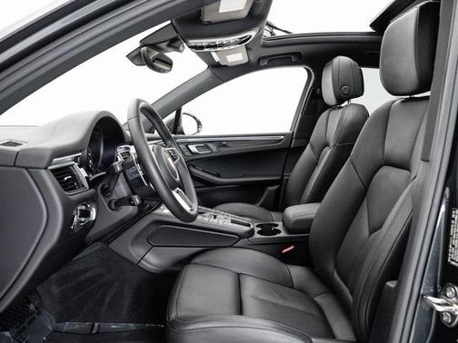 2018 Porsche Macan Base