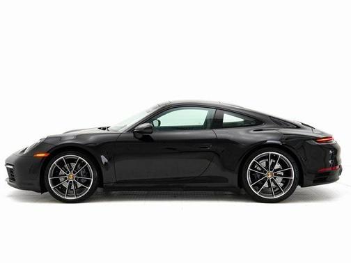 2020 Porsche 911 Carrera