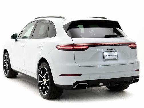 2023 Porsche Cayenne 