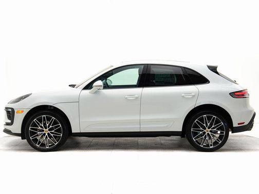 2025 Porsche Macan Macan