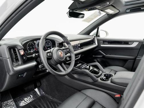 2025 Porsche Cayenne Cayenne