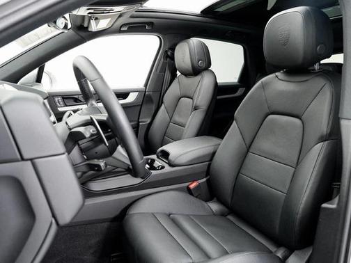 2025 Porsche Cayenne Cayenne