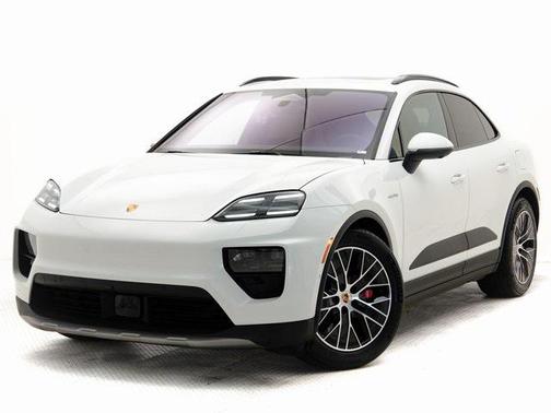 2025 Porsche Macan 4S