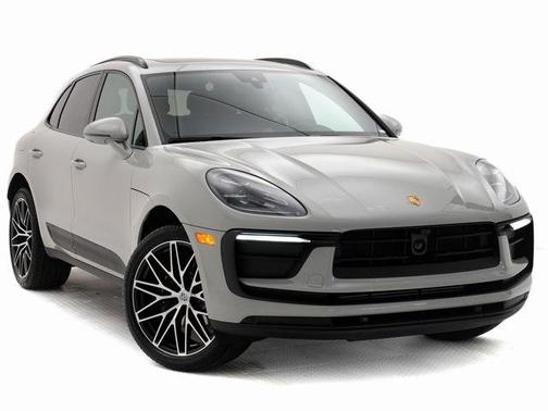 Chalk 2024 Porsche Macan Macan