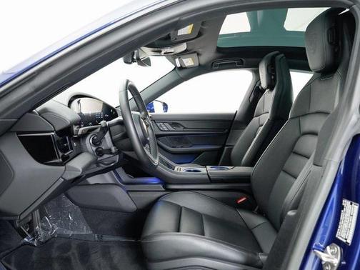 2023 Porsche Taycan