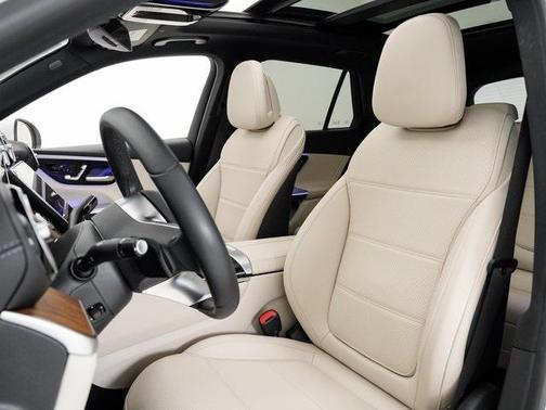 2023 Mercedes-Benz GLC 300 4MATIC
