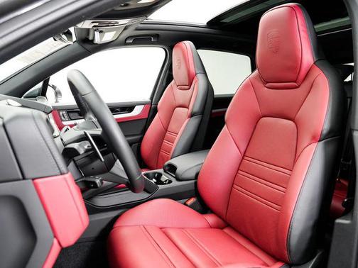 2025 Porsche Cayenne Cayenne