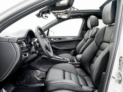 Chalk 2026 Porsche Macan Macan