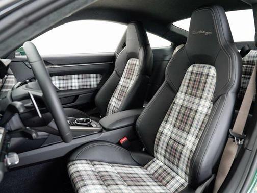 2025 Porsche 911 Turbo