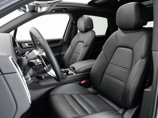 2023 Porsche Cayenne