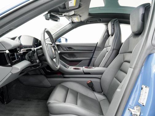 2024 Porsche Taycan 