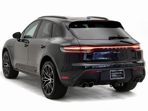 2024 Porsche Macan Base