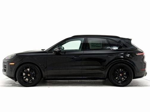 2026 Porsche Cayenne GTS