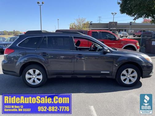 2010 Subaru Outback 2.5i Premium