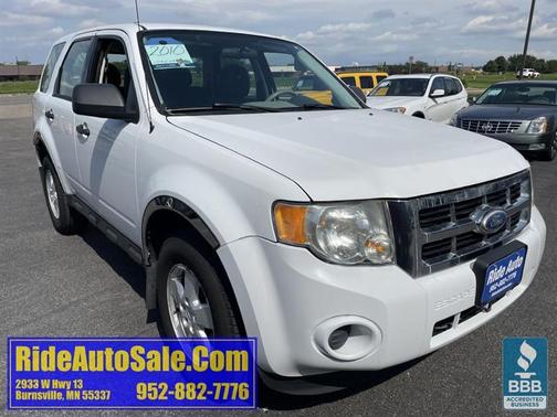 2010 Ford Escape XLS