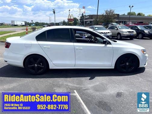 2016 Volkswagen Jetta 1.8T Sport
