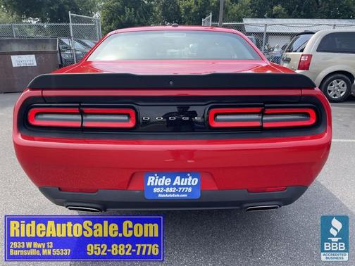2019 Dodge Challenger SXT 305HP RUNS GREAT!