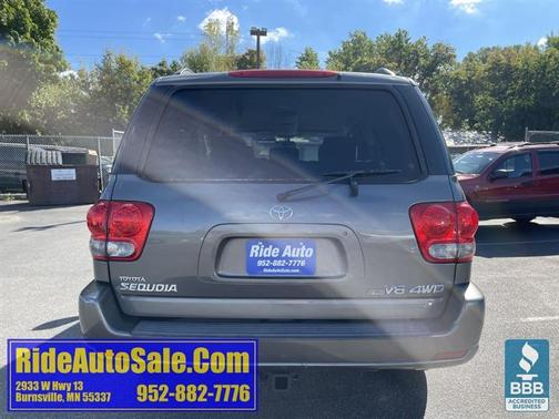 2005 Toyota Sequoia SR5