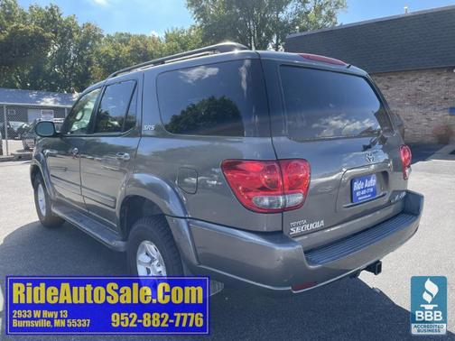 2005 Toyota Sequoia SR5