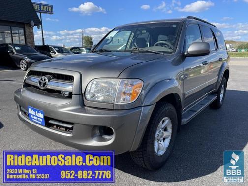 2005 Toyota Sequoia SR5