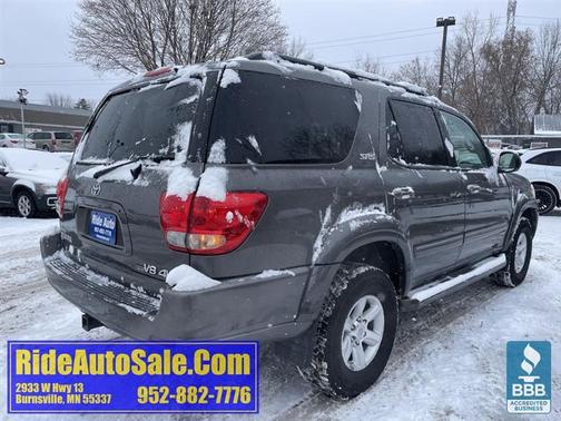 2005 Toyota Sequoia SR5