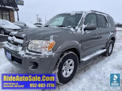 2005 Toyota Sequoia SR5