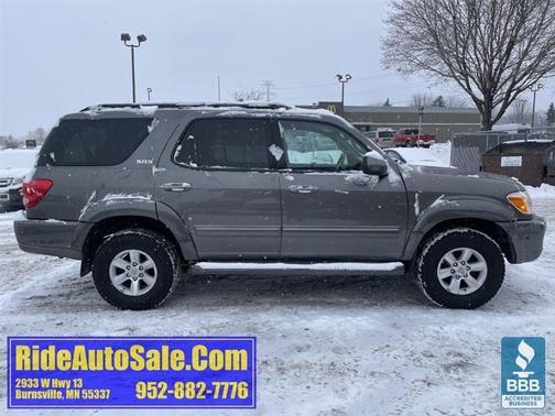 2005 Toyota Sequoia SR5