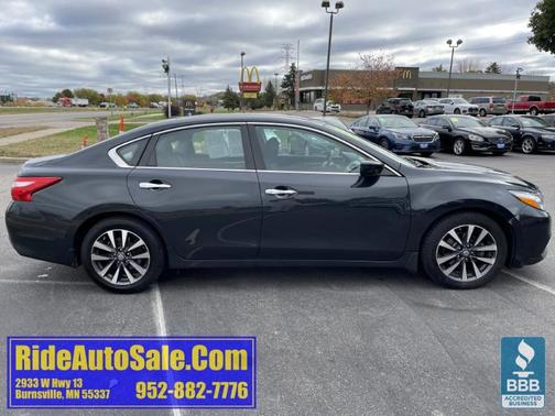 2017 Nissan Altima 2.5 SV