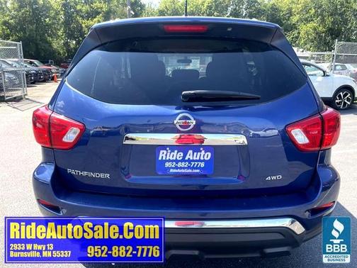 2017 Nissan Pathfinder S