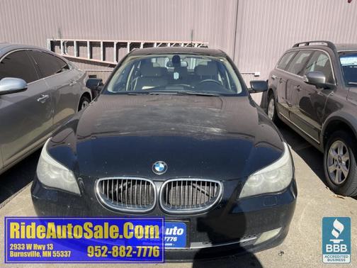 2010 BMW 528 i