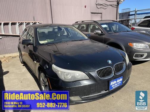 2010 BMW 528 i