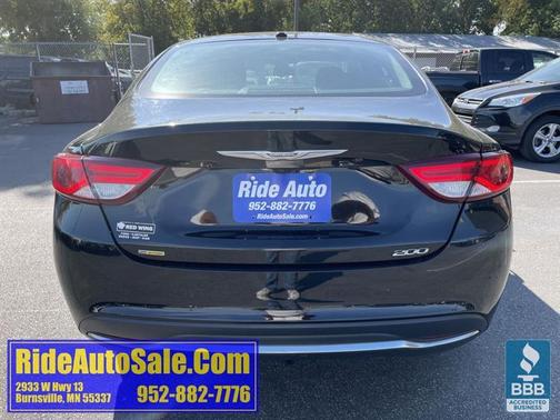 2015 Chrysler 200 Limited