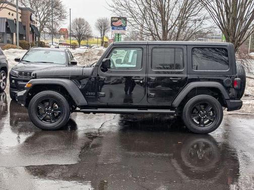 2022 Jeep Wrangler Unlimited Sport Altitude