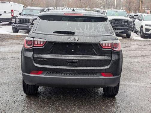 2026 Jeep Compass Latitude