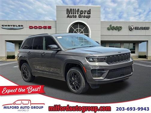 2025 Jeep Grand Cherokee Laredo