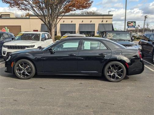 2023 Chrysler 300 S