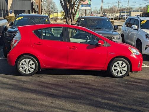 2014 Toyota Prius c Four