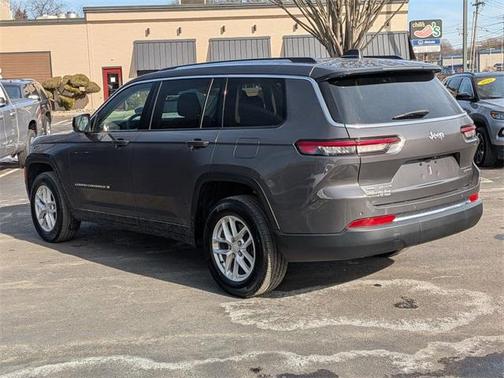 2022 Jeep Grand Cherokee L Laredo
