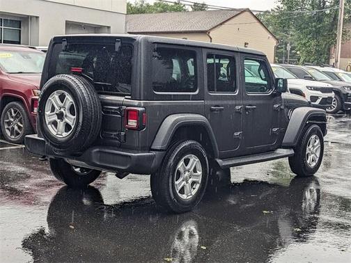 2022 Jeep Wrangler Unlimited Sport