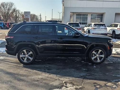 2022 Jeep Grand Cherokee Limited