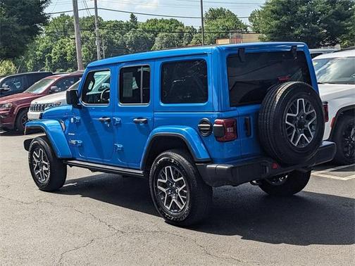 2024 Jeep Wrangler Sahara