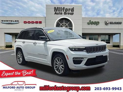 2022 Jeep Grand Cherokee Summit