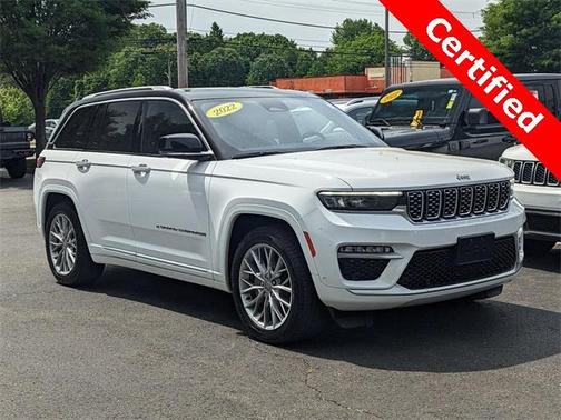 2022 Jeep Grand Cherokee Summit