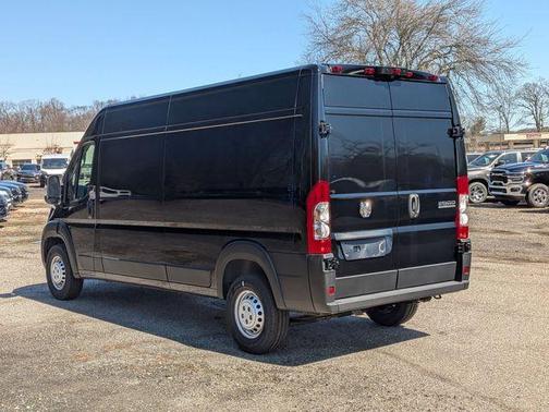 Black Clearcoat 2026 RAM ProMaster 2500 High Roof